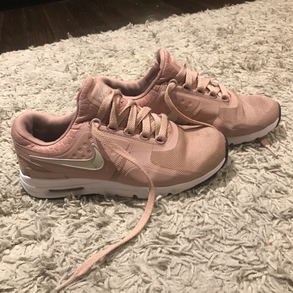 EUC Pink Nike Air Max